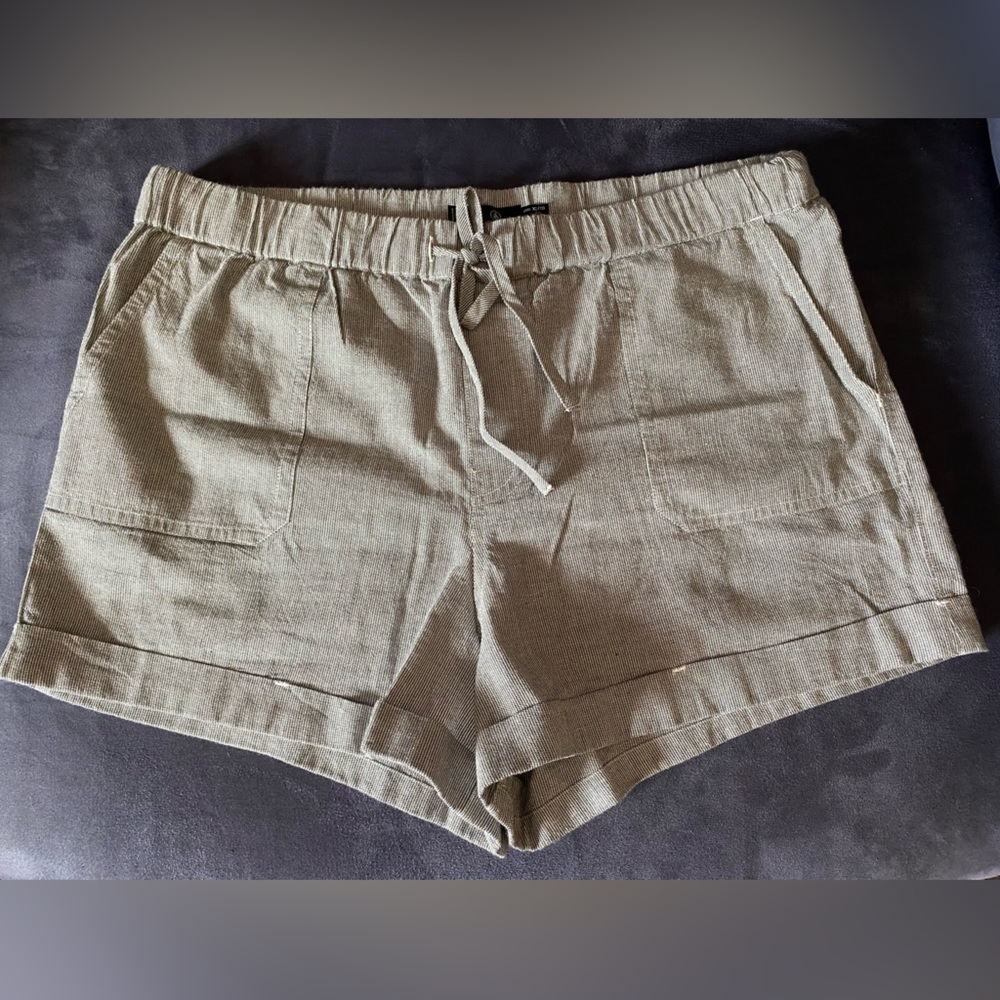 Volcom - Women’s Beach Short - - Striped - XL